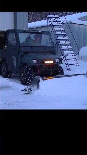 Polaris Ranger 6x6 & KFI Snowplow Plowing Snow