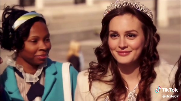 Dan Humphrey's Arrival in Yearning Competition