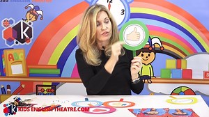 When students are restricted to sitting at their desks or in front of their PC for long periods of time it can be challenging finding new ways to maintain their attention and keep lessons active and engaging. Here’s an idea. 👉“Classroom Paddle Props”👈 Hope you find it helpful Be theatrical🤩 Miranda xx | Kids English Theatre Teacher Training - Miranda Flynn Legge
