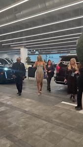 @ciara is blessing us with legs, body, and glam! 😍She didn’t walk the #AMAs carpet, she floated. 🎥: @cbstv | BET