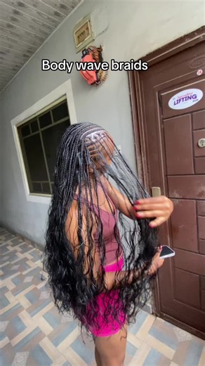 Body wave braids 😍😍 Body wave extension from us and is available in various colors 28” N6500 📍 calabar 📞 0704 203 6678 . . . . . #bodywavebraids #bodywaveextensioncalabar #bodywaveextensions #beautybyamore_hair #bodywavetutorial