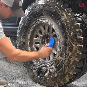 163K views · 5K reactions | Cleaning a MONSTER Jeep Wrangler! | The Detail Geek | Facebook