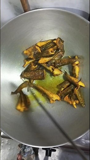 Fish 🎣 Cooking Mini Vlog ❤️ Pinki's Kitchen | #shorts #cooking #cookingchannel #cookingvideo #viral