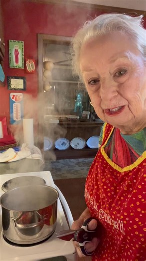 Fix your family some real macaroni cheese. Nobody needs to be eating fake cheese. My mother had certain menus that she used. Here's one of them ham fresh green beans, macaroni cheese, fried okra, cornbread, and sweet tea. Did your mother have certain menus and foods that she put together each time my mama did? | Cooking with Brenda Gantt