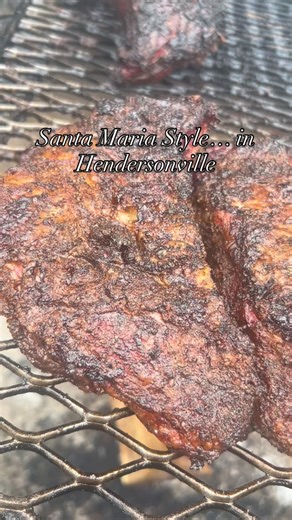 Fresh off the Santa Maria grill, hand-sliced to order, and seasoned with just three clean ingredients — our tri-tip is the heart of so many of your favorite meals. 🔥🥩 No pre-cooked bags. No liquid smoke. No mystery marinades. Just real flavor from real food. Whether it’s in a sandwich, salad, or our new Herb Paleo Bowl, this is tri-tip the way it’s meant to be — grilled fresh every single day at both locations. Taste the difference simple ingredients make. 💚 #DonMiguels #SantaMariaStyle #TriT