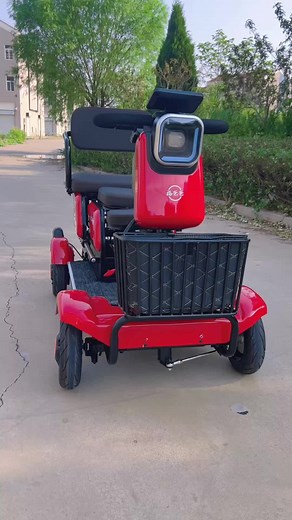 Exploring the Latest Electric Vehicles: Small Scooter Unveiled!