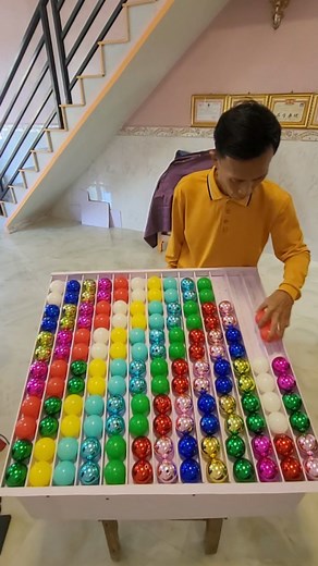 A Colorful Adventure That Blends Physics with Brainy Puzzles | Magic game ball