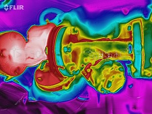 如何避免蒸汽管線冷凝水形成水錘