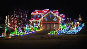 1.9M views · 149K reactions | INCREDIBLE! ✨ This Northern Kentucky Christmas display would make Clark Griswold blush. And if you think the front of the house is bright, just wait until you see the back! Take a look. https://bit.ly/3dgWCNf | WLWT | Facebook