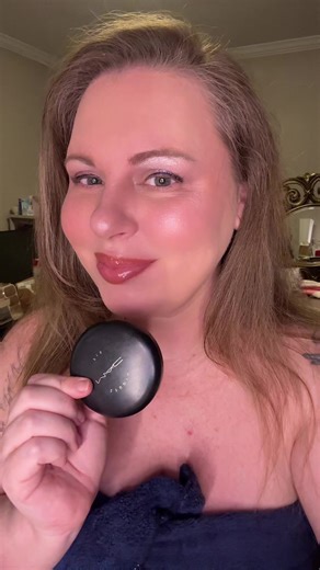 Max Coverage MAC Powder for Flawless Makeup
