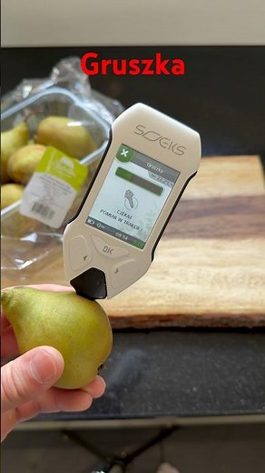 Gruszka pod lupą! 🍐🔬 Słodki owoc i bomba witaminowa? #gruszka #test to nie laboratorium