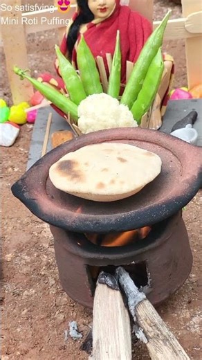 Miniature Roti Puffing 🤏🔥 | So Satisfying | Shorts I