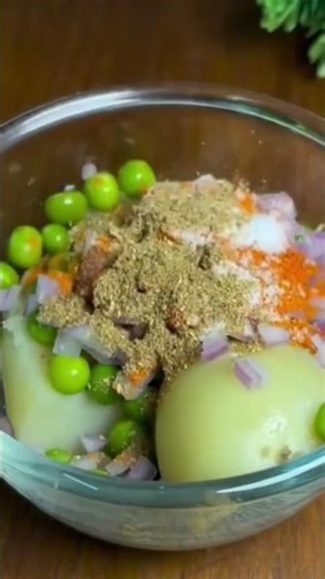 maida roll 🥐#youtubeshorts ‪@KabitasKitchen‬