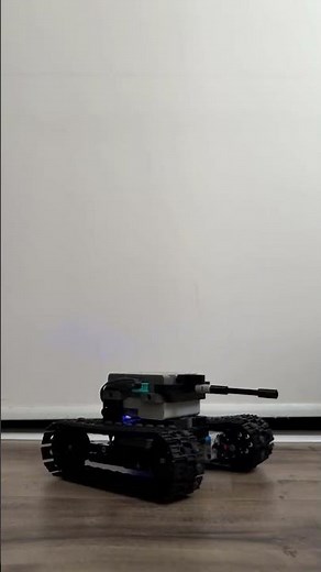 Lego Technic Motorized Tank