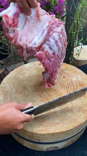 651K views · 1.7K reactions | Freshly cut meat ready to cook!  Who's hungry? #FoodLovers #MeatLovers | Fredia Sascha | Facebook