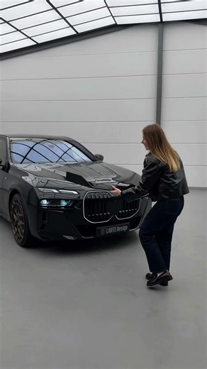 Does this i7 change your view on electric luxury? ⚡️🔥