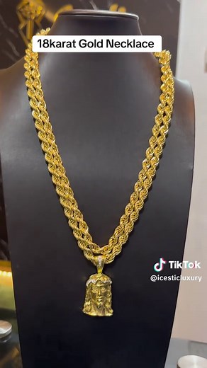 Stunning 18K Gold Necklace Collection