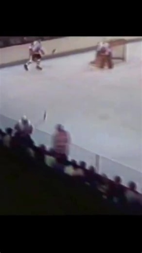 Darryl Sittler Goal - 1976 Canada Cup | Team Canada Hockey Highlights