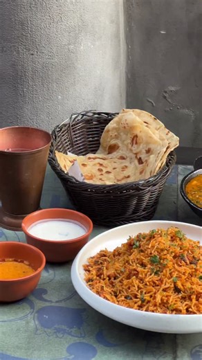 Mahi Tatavarty on Instagram: "Aidintiki Aiduguru friends tho Aidu ki veldhama? :p Location: @aidu.india Must try from their new menu: Pineapple Seekulu Kebab Ghee Roast Jackfruit Taco Kothmeer Karivepaku Chicken Mutton Erachi Kizhi Parotha Military Pulao Chocolate Junnu (thefoodandplateaffair, aidu, south indian food, 5 states, hyderabad, foodie, jubilee hills) #thefoodandplateaffair #fypシ #hyderabad #vlog #telugusongs #hyd #food #hyderabadi #fyp #minivlog #southindia #southindiancuisine #southi