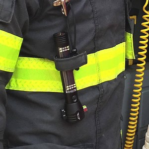 "Car Manufacturers Made A HUGE Mistake By Not Including This Device As Standard Equipment" - First Responders | Stealth Angel Survival