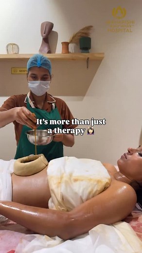 It’s true, it’s not just a therapy!✨ Panchakarma is a comprehensive, ancient science designed to reset your entire being. This holistic process goes far beyond relaxation. ✅ It helps addressing the root cause of discomfort. ✅ It significantly restores your natural zest for life. ✅ It facilitates deep detoxification and rejuvenation. Ready for your complete reset? DM us to book now! [shirodhara, panchakarma, therapy, ayurveda, ayurvedic therapy, relaxation, rejuvenation, retreat, wellness, trendi