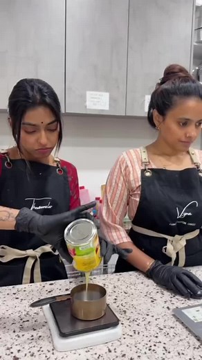 Learn How to Make Delicious Eggless Cakes | Cake Decorating Class