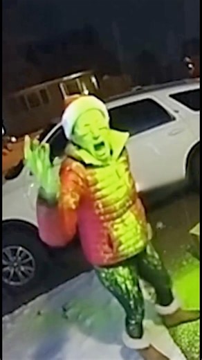 Porch Pirate Surprise Attack! 💥💚 #shorts #viral #usa
