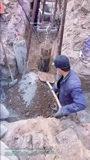 重力の力を利用した井戸掘り：伝統技術が地下の水資源をもたらす