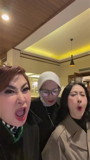 Eea_Moena (@eea_moena)’s videos with The Middle - Zedd & Maren Morris & Grey