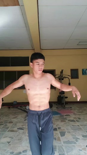 Mastering the Lat Spread Technique for Bodybuilding