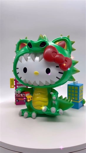 Today we're ending our Hello Kitty and Friends Dress up week with a BANG! Last up on the runway is Hello Kitty herself in her Kaiju Cosplay in Metallic Green!💚✨ Which costume was your favorite? https://www.kidrobot.com/products/hello-kitty-kaiju-cosplay-8-vinyl-art-figure-metallic-green-edition #Kidrobot #HelloKitty #Halloween #dressup 🎥: Monica Kitty | Kidrobot