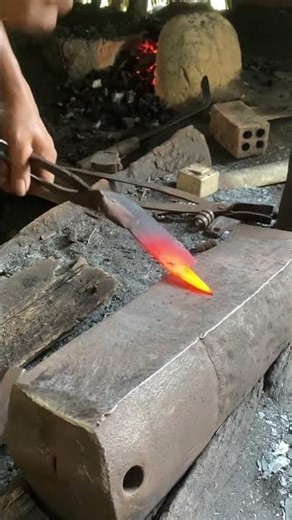 The tang technique on a knife used to join the wooden handle. #bladesmith #blacksmith #forging
