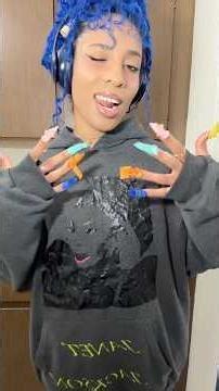 Hello 👋🏼 (Cardi B) ASL Cover by Lena