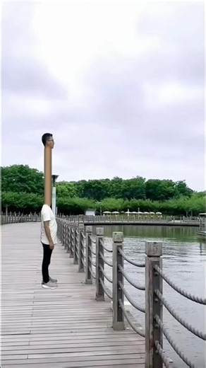 The human body transports water, greening the desert is funny special effects desert greening