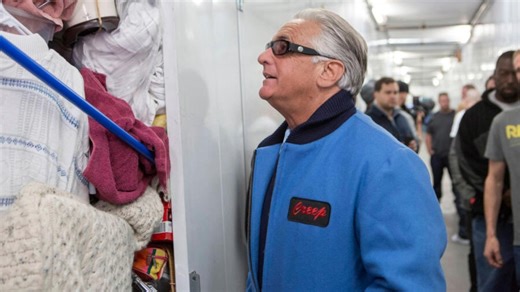 What is the net worth of Storage Wars star Barry Weiss? Details explored