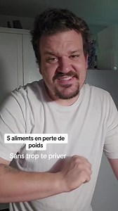 1.5K views | Si tu es en processus de perte de poids…. Voici 5 aliments a avoir dans ta cuisine pour avoir des repas GOÛTEUX mais faible en calories  Pour encore plus de contenus exclusifs, de recettes, de workouts, de rabais et bien plus - Rejoignez notre communauté exclusive : https://www.facebook.com/groups/teamprojectphysique #entraineur #quebec #quebecois #montreal #rivenord | Thinkifit - Hommes | Facebook