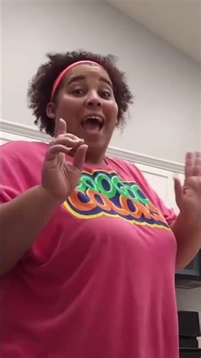 Oops! Mom Spills Juice & Gets a Time Out #ZZKidTV #googoocolors #googoogaga #shortvideo #kidsvideo