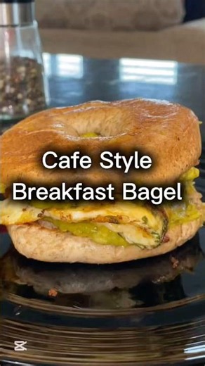 Cafe Style Breakfast Bagel ☕🥯 #BagelRecipe #BreakfastIdeas #Healthy #viral #Guacamole #omelette