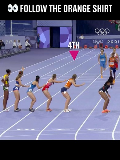 A finish for the history books. Femke Bol delivered an extraordinary final leg, carrying the Dutch team to victory in the mixed 4x400m relay at #Paris2024 #Athletics #Sports @teamnl