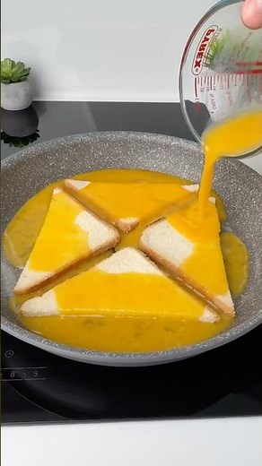 The Easy Way to Make a TASTY Breakfast with Just 2 Slices of Bread!