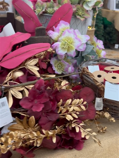 Toad Hall Garden Centre on Reels