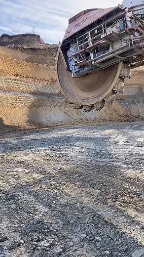 Massive Conveyor Belt System in Industrial Operation