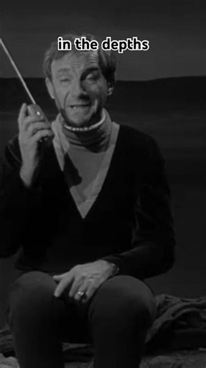I’m Alone ‪@Jedimaster2022‬ #lostinspace #angelacartwright #billmumy #classictv #classicscifi #retro
