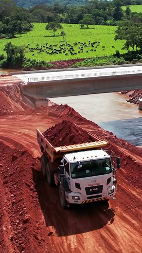 This MAN Truck is an Absolute Beast! 💪 #Truck