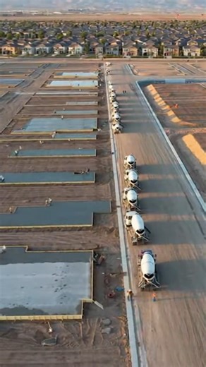 Construction of several houses in time lapse in the USA! #shortvideo