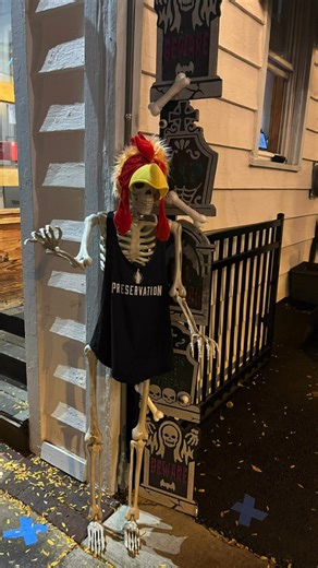 ✨Local Tip Tuesday: The Autumn Fest Geneva Self-Guided Jack-O’-Lantern Walk will light up downtown Geneva from 4-8 p.m. Friday, Oct 3. This free, cherished community tradition, organized by Kristen Cornelio brings together local businesses, families, and visitors for a festive fall evening filled with glowing Jack-O’-Lanterns, family-friendly activities, and community spirit. A Tri-Cities local and founder of Kristen Holly, LLC, Kristen launched Autumn Fest Geneva as a way to celebrate the small