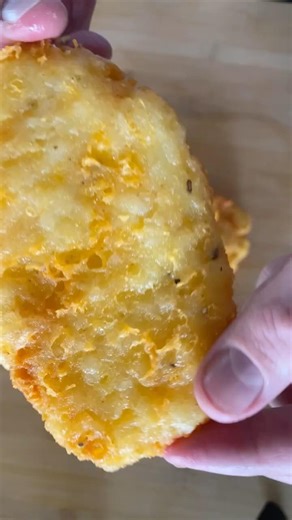Perfectly crispy hash browns every time #cooking #foodshorts #breakfastrecipes