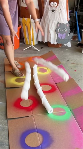 DIY GIANT Halloween candy twizzlers Halloween decorations ideas #halloween #diy