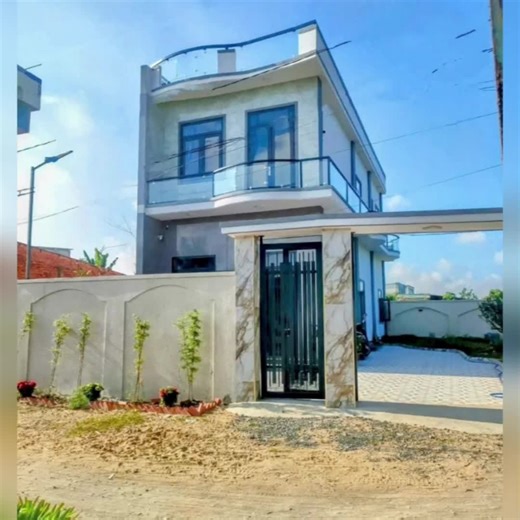 Chủ Nhà bán nhà vườn ở Long An 🤝 👉 Diện tích :ngang 11 dài 19 tổng 209m2 thổ cư . Sổ hồng riêng Giá 1tỷ250 🏠🏠🏠Vị trí: Long An 🏠🏠🏠 Thiết kế : 1 trệt 1 lầu 4 phòng ngủ, 1 phòng đọc sách, ban công thoáng mát hiện đại. Sân vườn trồng hoa, cây ăn trái. Xung quanh toàn nhà vườn 🏠 Tiện ích chợ, trường học bán kính 1km. LH 0586693268 #datenight #dat #letuankhang #nhachaymoingay #quynhaptrang #xuhuong #letuan #nha