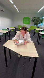 Du möchtest studieren, hast aber kein Abi? 🎓 So ging es auch Evelin! Jetzt holt sie ihr Abitur im Fernstudium nach, um ihren Traum zu erfüllen. Warum bei der sgd? ⏰ Maximale Flexibilität – Online und in Deinem Tempo lernen! 📚 Langjährige Erfahrung – Wir bereiten Dich perfekt auf die Prüfungen vor! 📞 Individuelle Betreuung – Erfahrene Tutoren und Tutorinnen unterstützen Dich! 💰 Ohne Risiko – Teste uns 4 Wochen unverbindlich! Klicke jetzt und erfahre mehr über Evelins Alltag als Abiturientin b